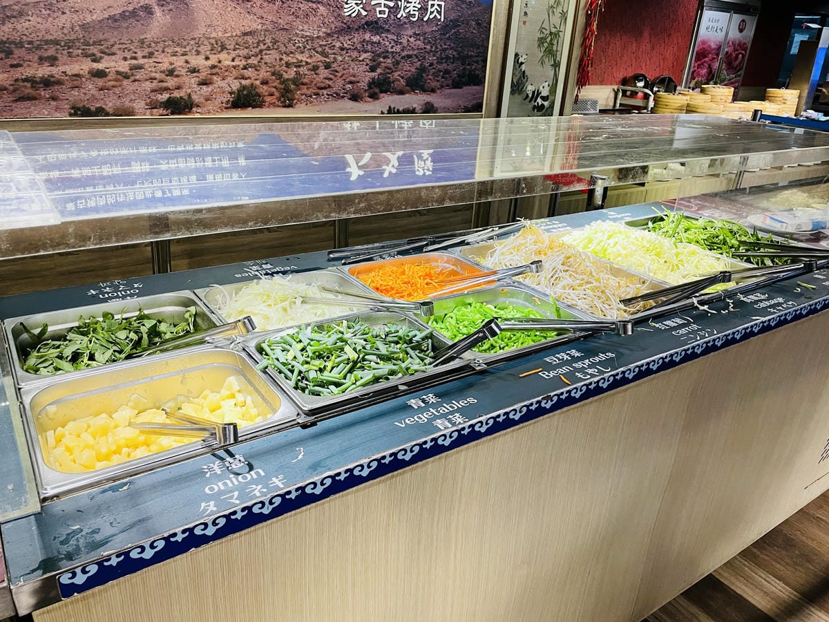 【大戈壁蒙古烤肉】台北平價『烤肉鴛鴦鍋』吃到飽推薦!菜單全新改版再升級大圓桌超適合團體多人聚餐!