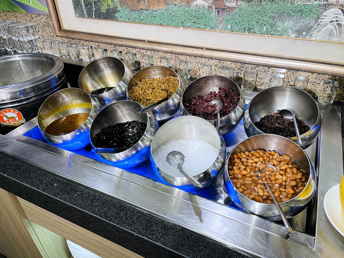 【大戈壁蒙古烤肉】台北平價『烤肉鴛鴦鍋』吃到飽推薦!菜單全新改版再升級大圓桌超適合團體多人聚餐!