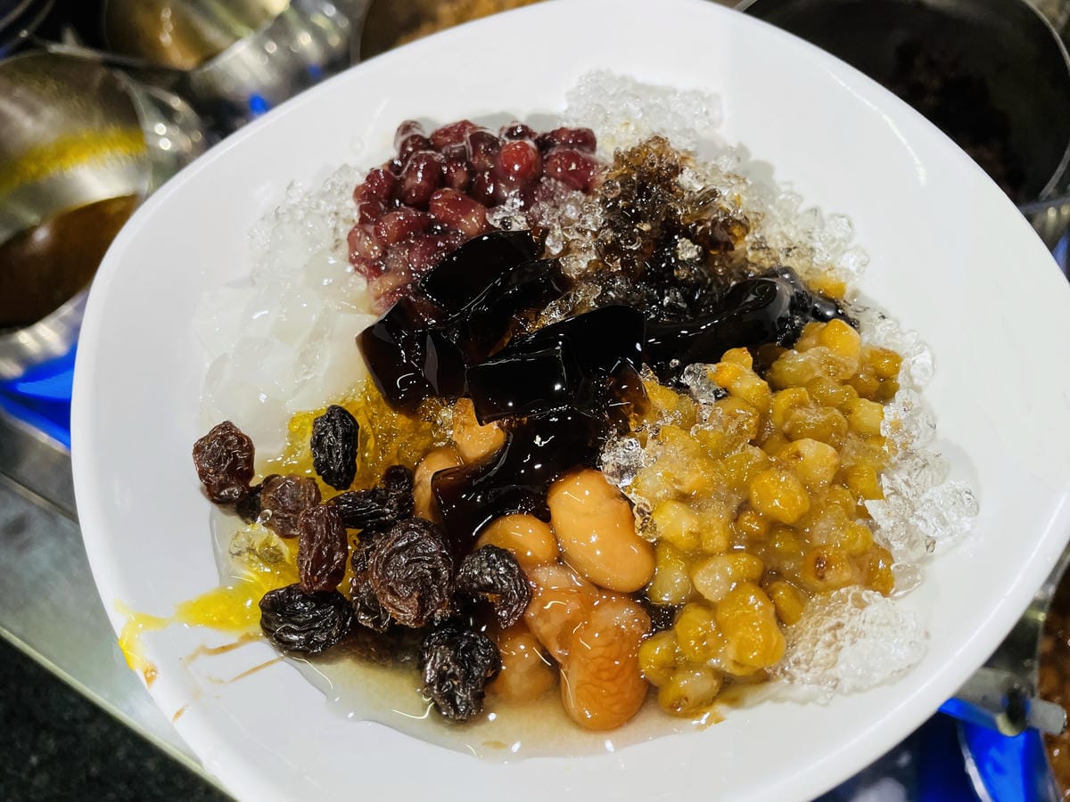 【大戈壁蒙古烤肉】台北平價『烤肉鴛鴦鍋』吃到飽推薦!菜單全新改版再升級大圓桌超適合團體多人聚餐!