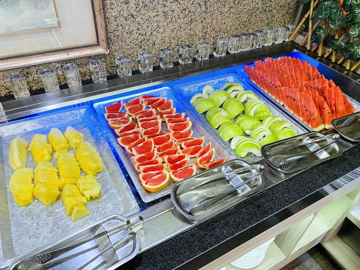 【大戈壁蒙古烤肉】台北平價『烤肉鴛鴦鍋』吃到飽推薦!菜單全新改版再升級大圓桌超適合團體多人聚餐!