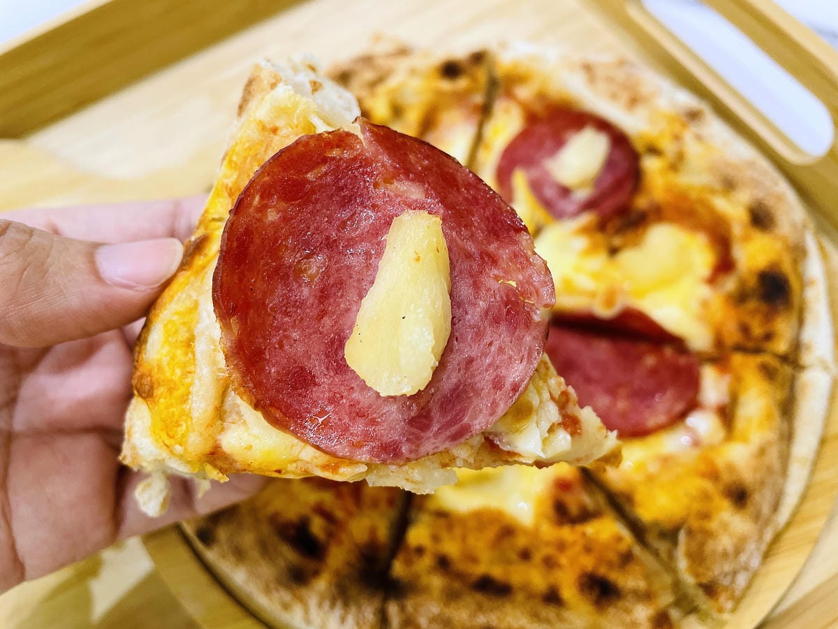 【貓裡居】萌貓咪爆擊『林口貓咖啡廳』『貓旅館』推薦!超療癒貓奴天堂盡情撸貓超好吃抹茶千層蛋糕!