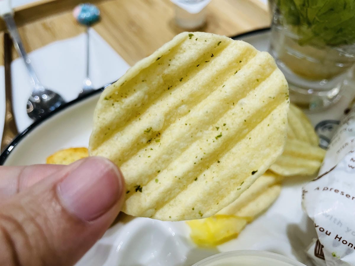 【貓裡居】萌貓咪爆擊『林口貓咖啡廳』『貓旅館』推薦!超療癒貓奴天堂盡情撸貓超好吃抹茶千層蛋糕!