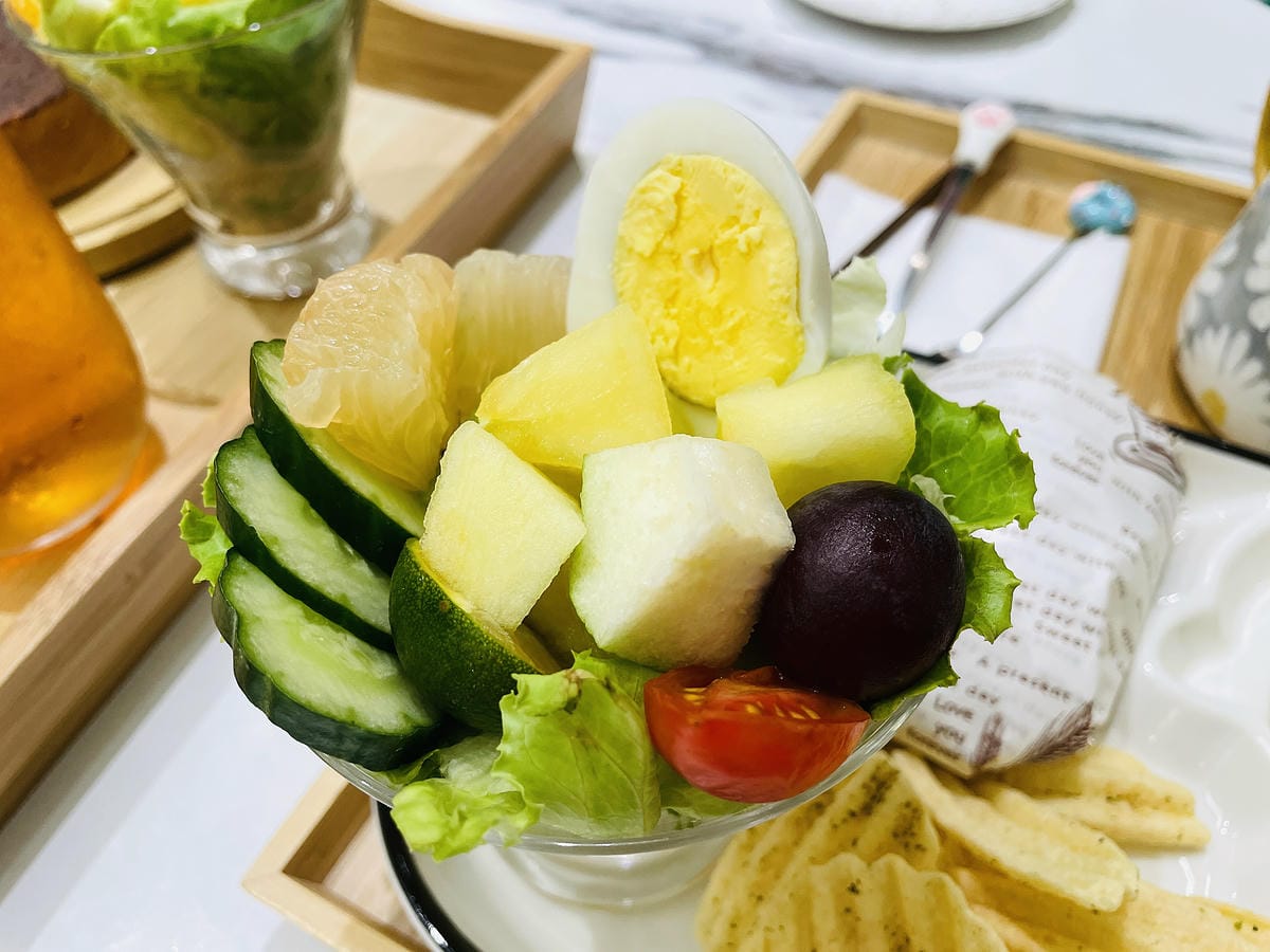 【貓裡居】萌貓咪爆擊『林口貓咖啡廳』『貓旅館』推薦!超療癒貓奴天堂盡情撸貓超好吃抹茶千層蛋糕!