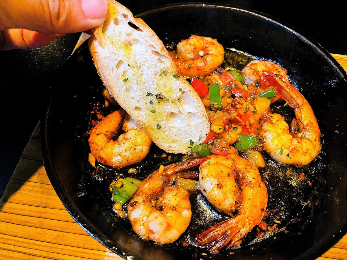 【ABV加勒比海餐酒館】台北東區餐酒館!喝世界精釀啤酒看運動轉播就是爽!捷運忠孝敦化站東區美食,不限時啤酒餐廳推薦!