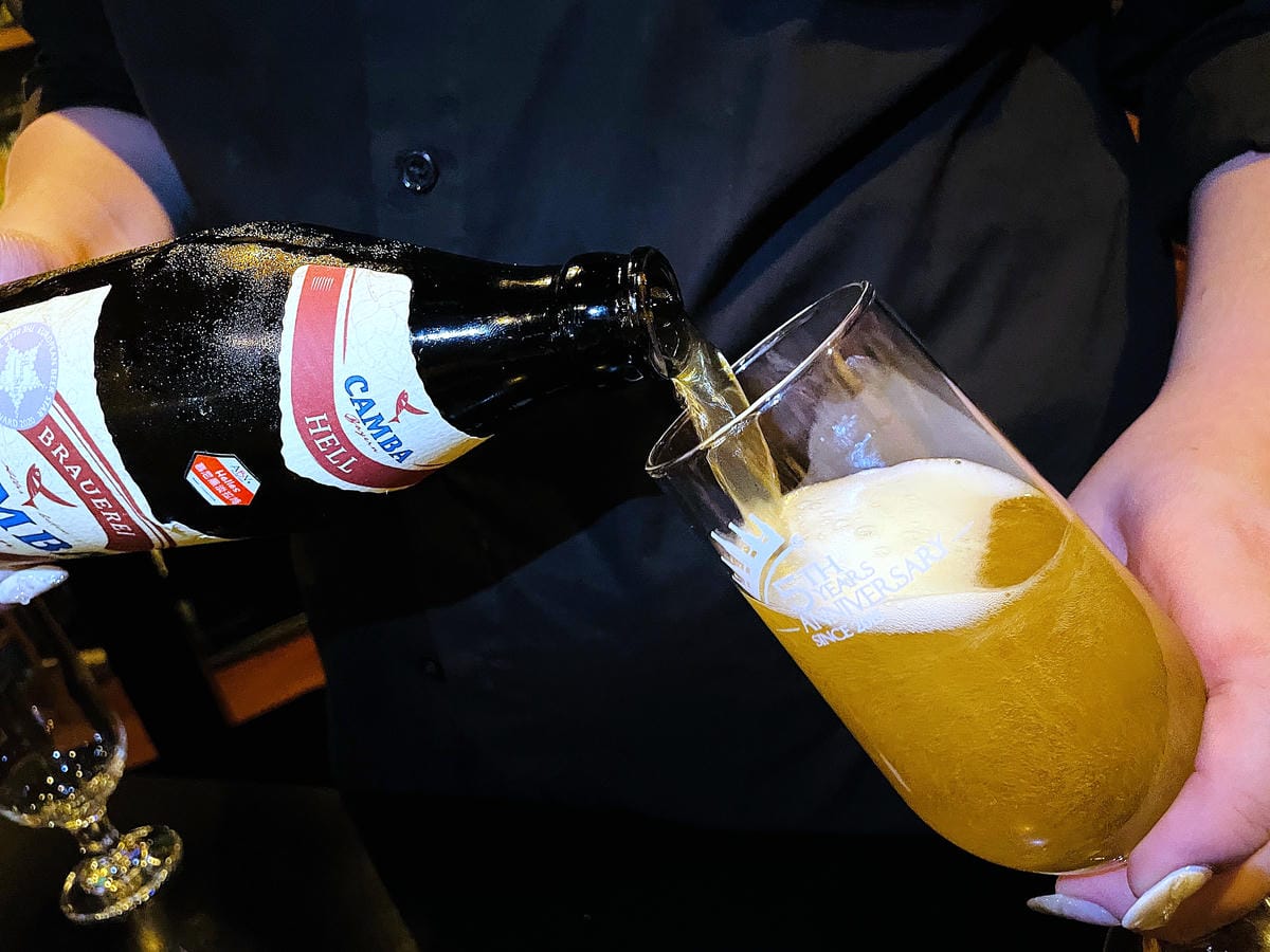 【ABV加勒比海餐酒館】台北東區餐酒館!喝世界精釀啤酒看運動轉播就是爽!捷運忠孝敦化站東區美食,不限時啤酒餐廳推薦!