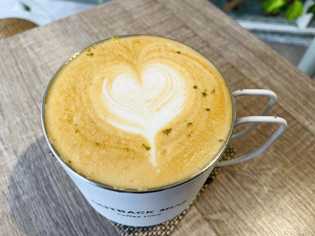 【覺咖啡】新竹竹北不限時咖啡廳!獨家「靈感特調」讓神明籤詩指引你人生方向!超好吃下午茶點不藏私大公開!單品手沖黑咖啡一喝就愛上