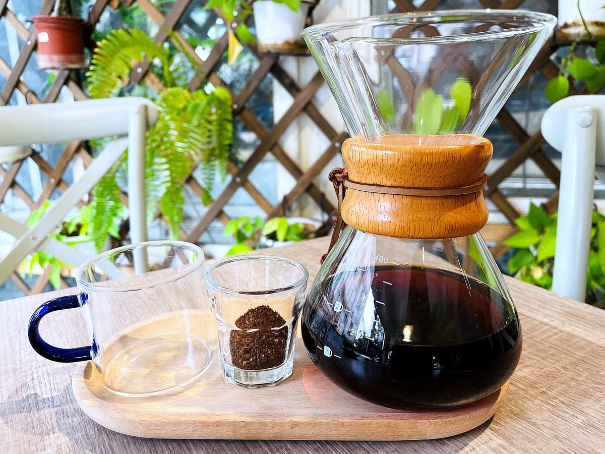 【覺咖啡】新竹竹北不限時咖啡廳!獨家「靈感特調」讓神明籤詩指引你人生方向!超好吃下午茶點不藏私大公開!單品手沖黑咖啡一喝就愛上