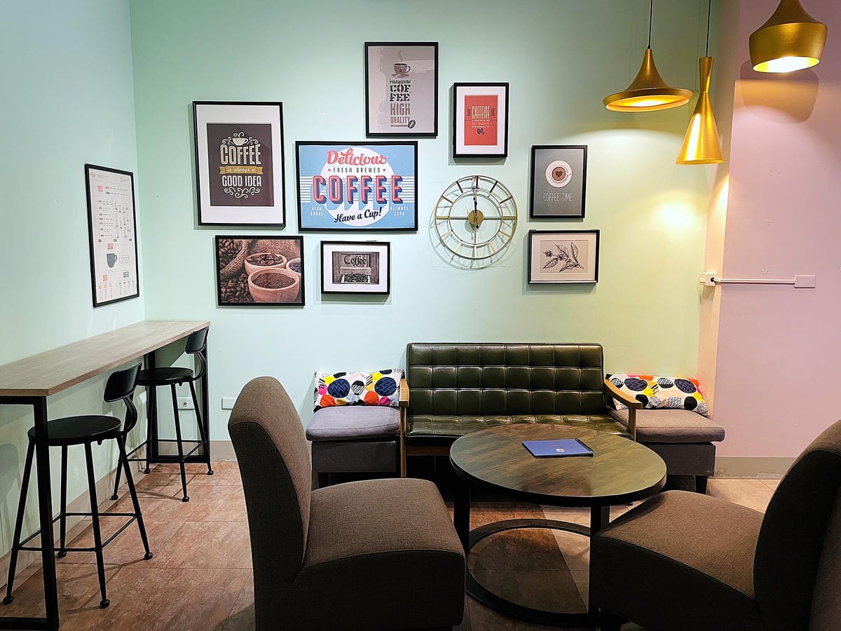 【覺咖啡】新竹竹北不限時咖啡廳!獨家「靈感特調」讓神明籤詩指引你人生方向!超好吃下午茶點不藏私大公開!單品手沖黑咖啡一喝就愛上