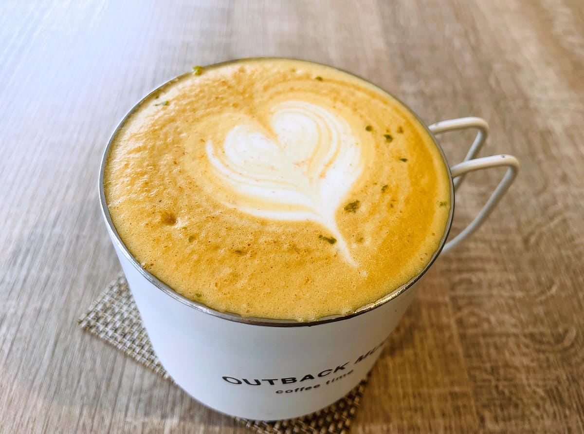 【覺咖啡】新竹竹北不限時咖啡廳!獨家「靈感特調」讓神明籤詩指引你人生方向!超好吃下午茶點不藏私大公開!單品手沖黑咖啡一喝就愛上