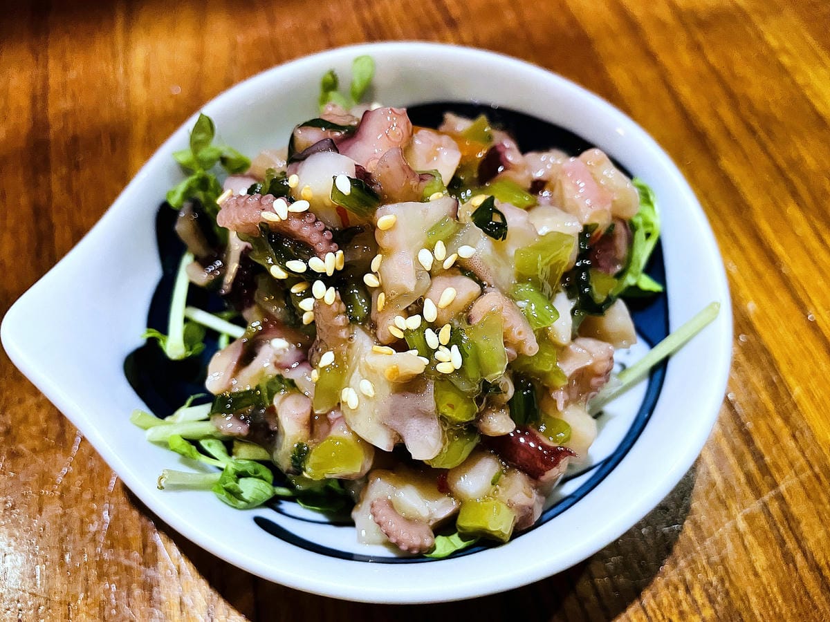 【裊裊間串燒酒場】日式居酒屋風格料理餐廳桃園藝文特區必吃美食桃園宵夜串燒推薦!