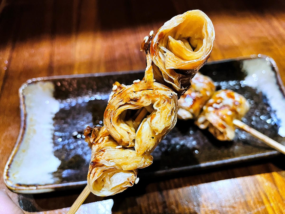 【裊裊間串燒酒場】日式居酒屋風格料理餐廳桃園藝文特區必吃美食桃園宵夜串燒推薦!