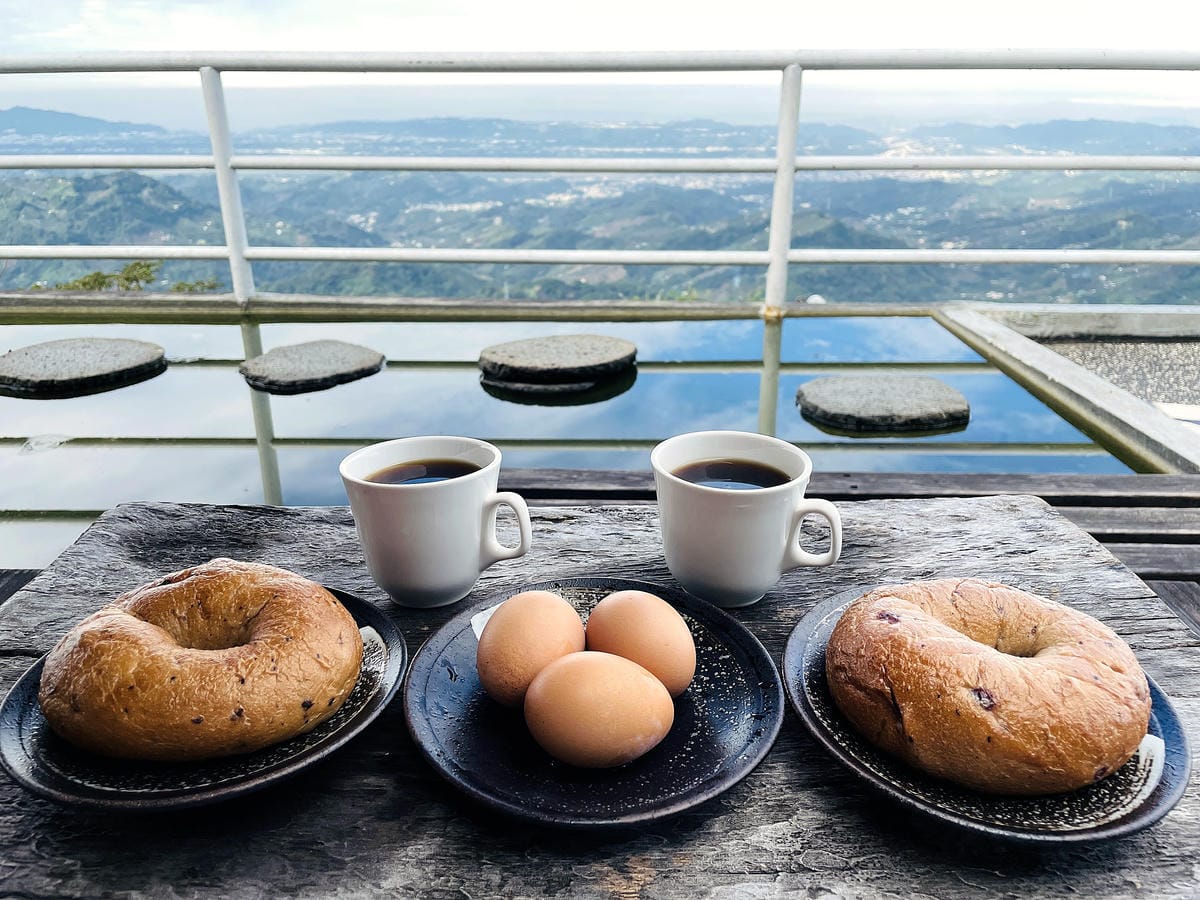 【若茵民宿Rollin】台中秘境 x 若茵石頭山雲海仙境,270度景觀盡收眼底,台灣中部私房景點「若茵農場」