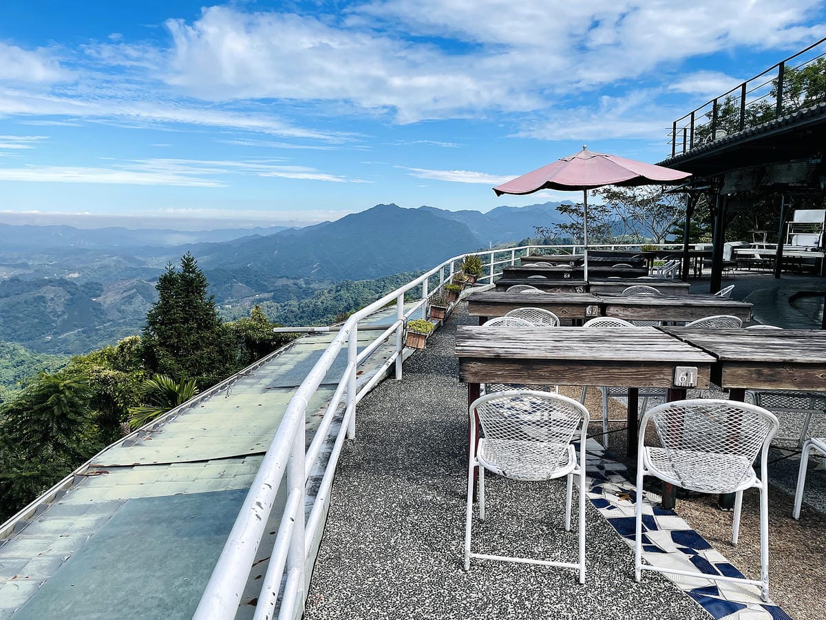 【若茵民宿Rollin】台中秘境 x 若茵石頭山雲海仙境,270度景觀盡收眼底,台灣中部私房景點「若茵農場」