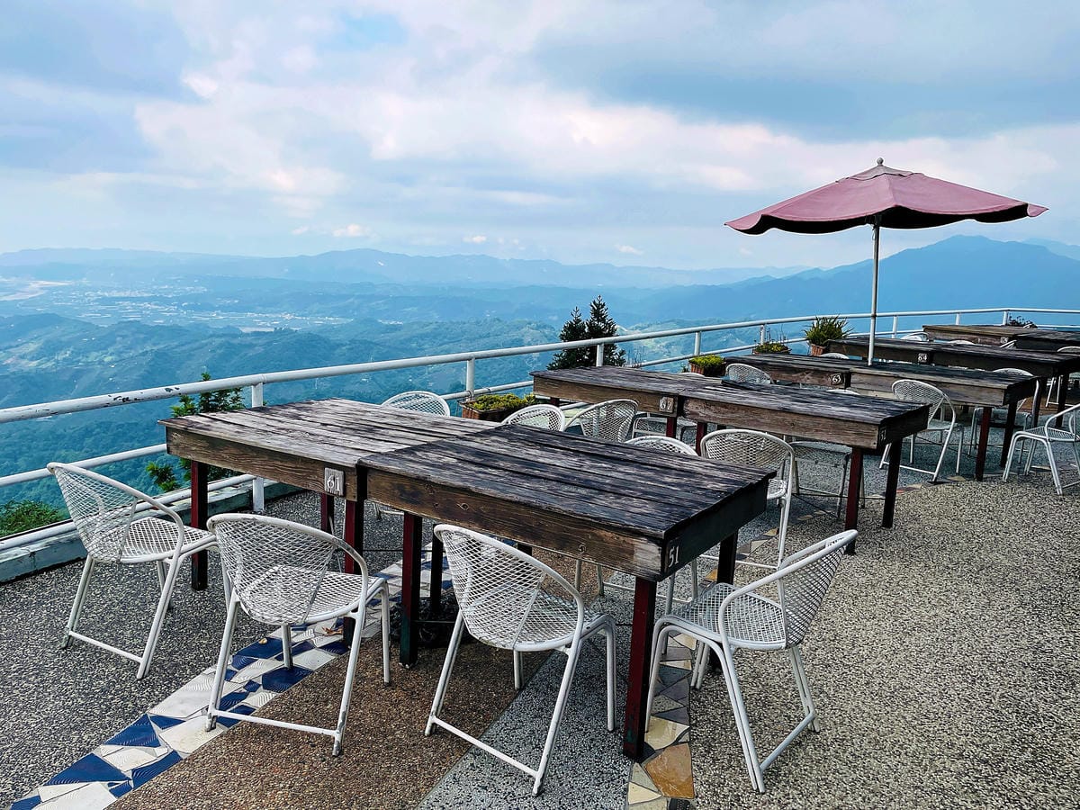 【若茵民宿Rollin】台中秘境 x 若茵石頭山雲海仙境,270度景觀盡收眼底,台灣中部私房景點「若茵農場」