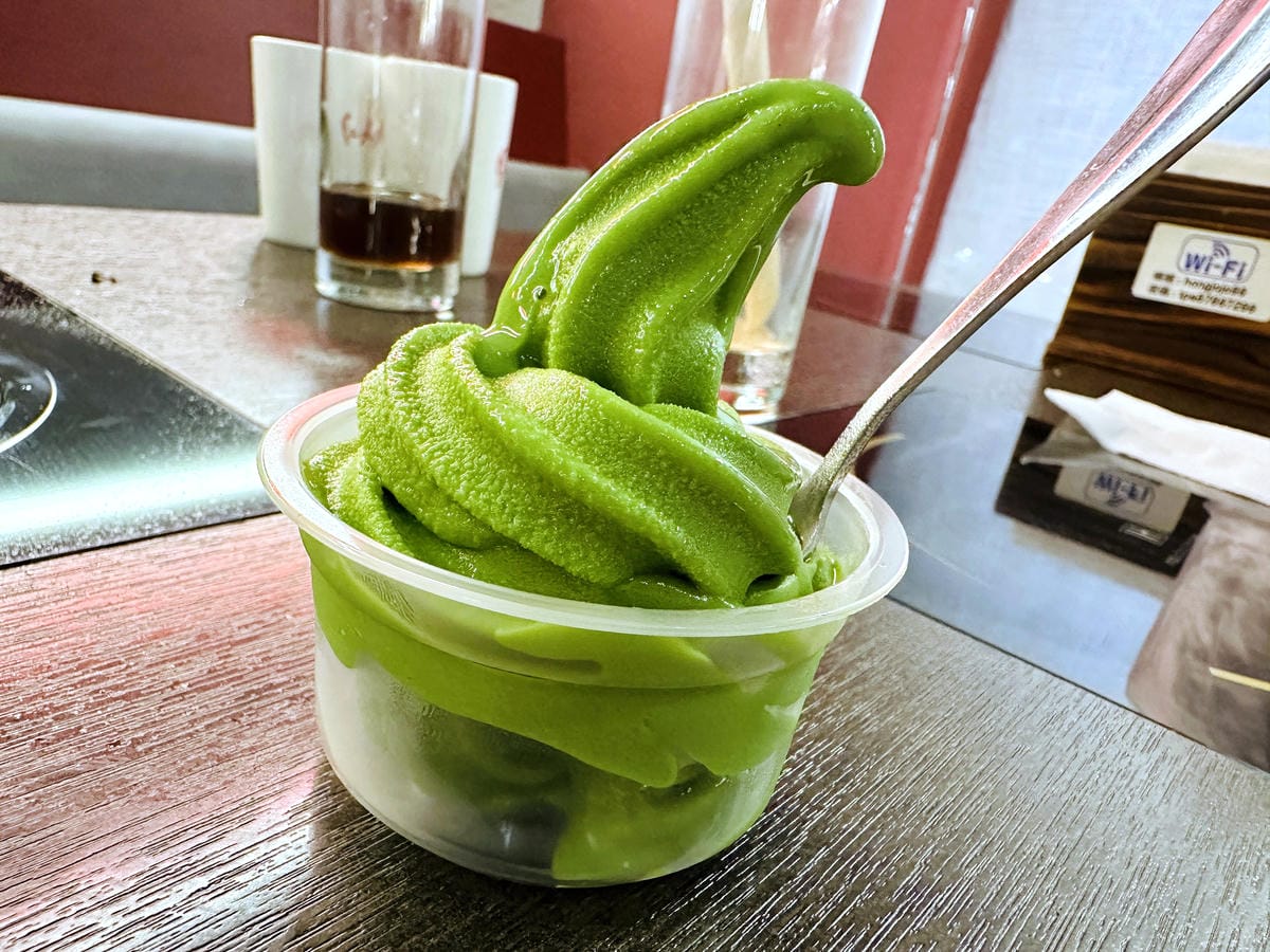 【紅九九個人鴛鴦鍋 松山店】一個人就開吃的麻辣鍋!正宗川味麻辣鍋 x 九宮格雙人套餐,松山區美食推薦!