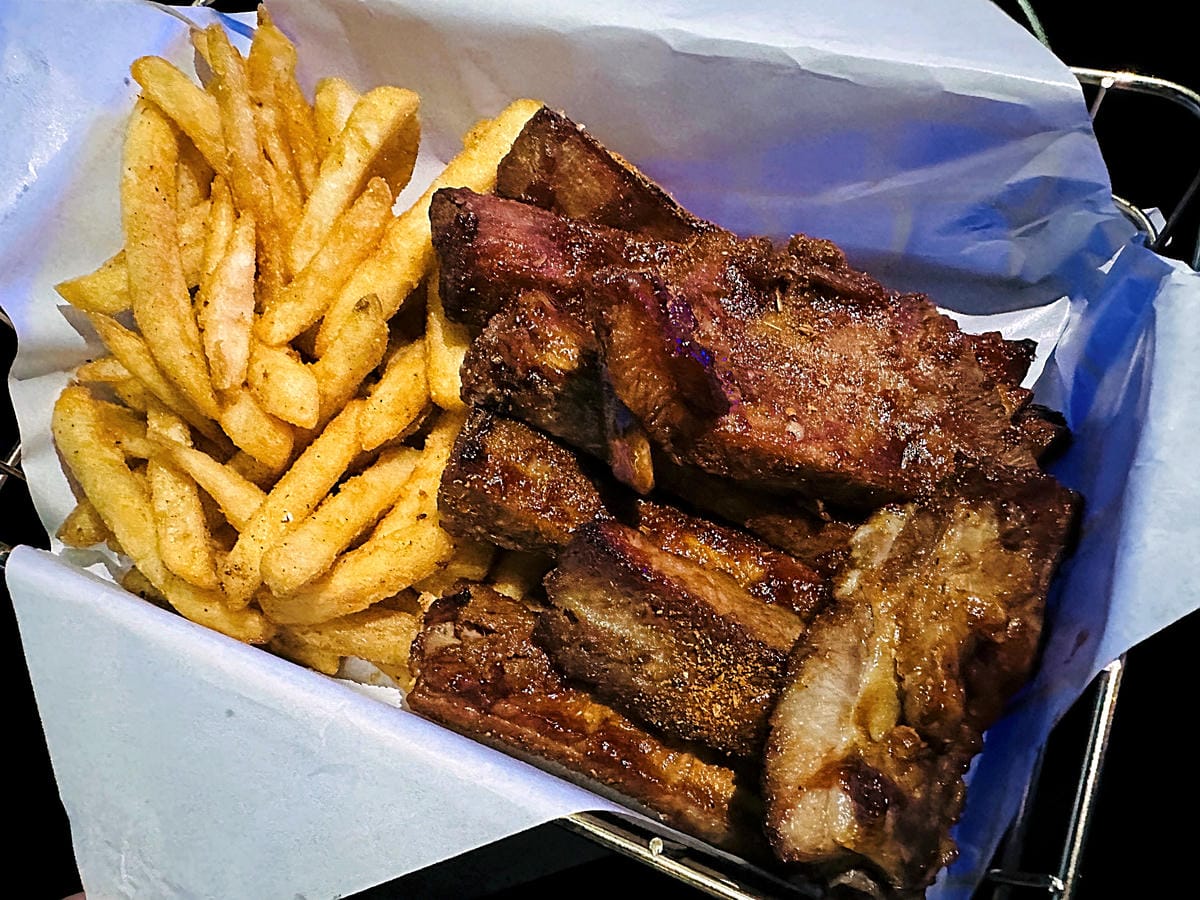 【微醺光廊WS】台中酒吧推薦!沉浸式投影餐酒館x 超夯網紅打卡聖地!超夢幻調酒今晚不醉不歸!