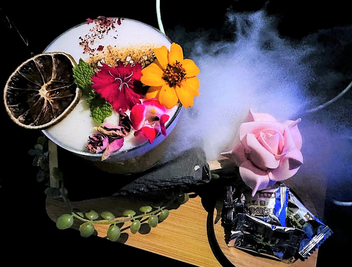 【微醺光廊WS】台中酒吧推薦!沉浸式投影餐酒館x 超夯網紅打卡聖地!超夢幻調酒今晚不醉不歸!