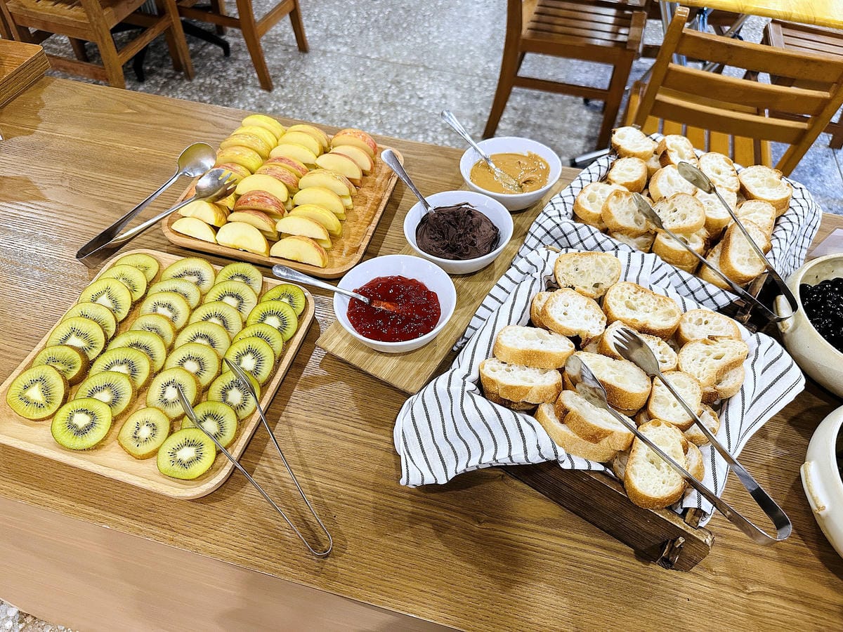 【蟬說:和社山林】教育中心四人房x手作體驗蟬說雅築x泡山林秘境溫泉深度走訪羅娜部落x體驗木杵敲擊梅子夢工廠x梅精酵素霜淇淋