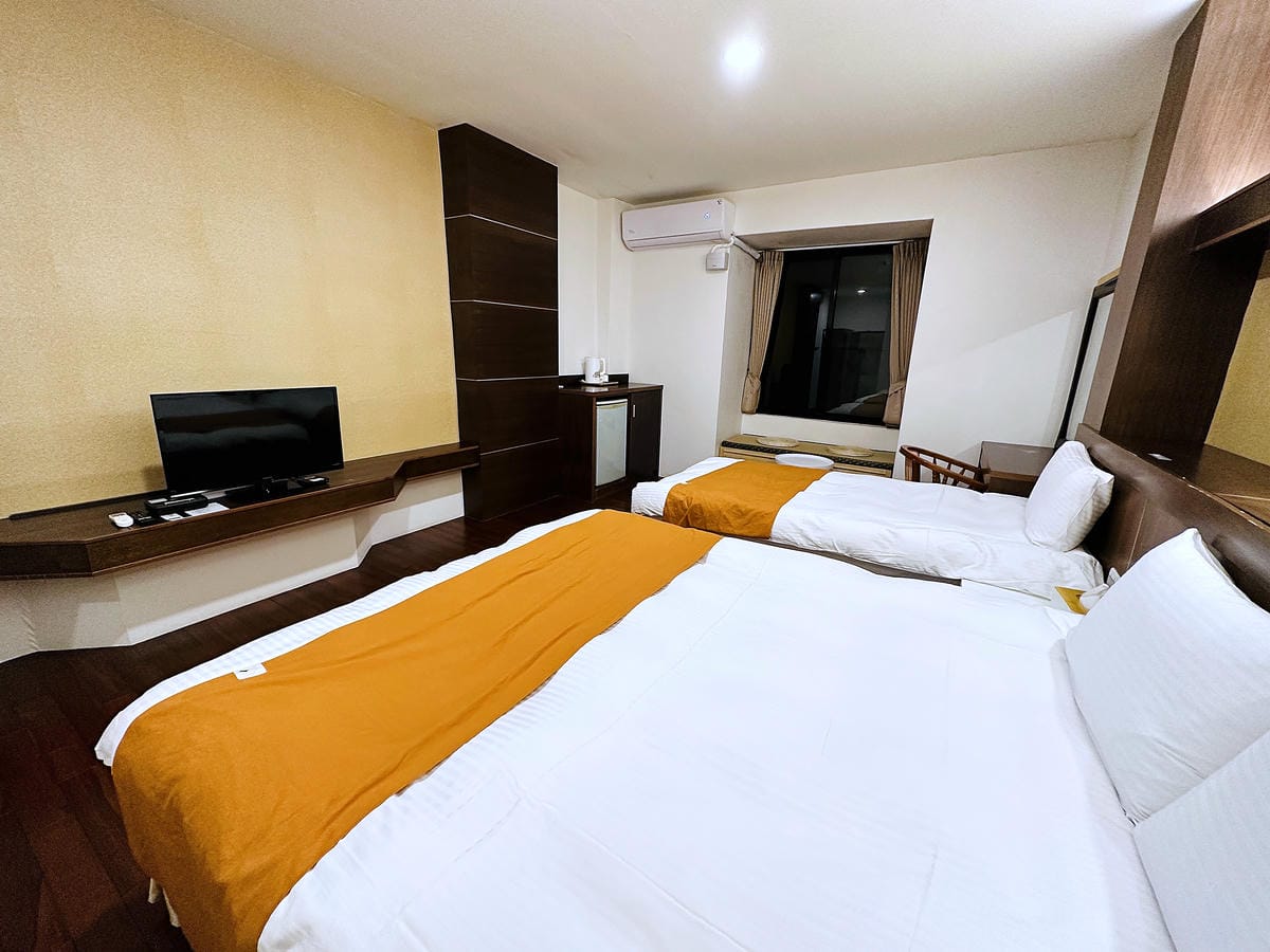 【蟬說:和社山林】教育中心四人房x手作體驗蟬說雅築x泡山林秘境溫泉深度走訪羅娜部落x體驗木杵敲擊梅子夢工廠x梅精酵素霜淇淋