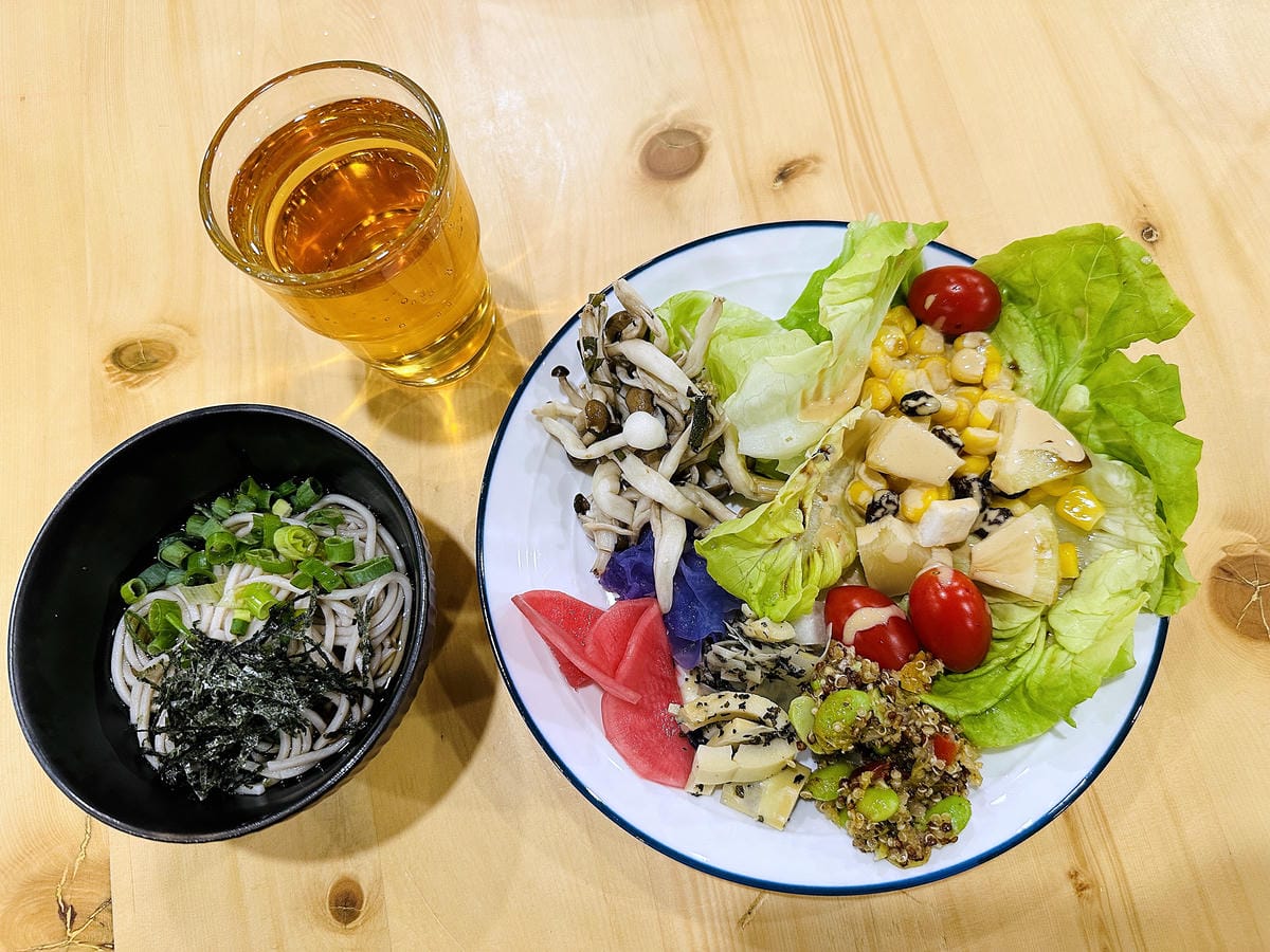 【蟬說:和社山林】教育中心四人房x手作體驗蟬說雅築x泡山林秘境溫泉深度走訪羅娜部落x體驗木杵敲擊梅子夢工廠x梅精酵素霜淇淋