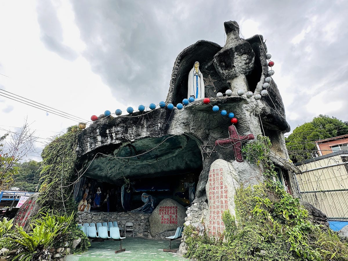 【蟬說:和社山林】教育中心四人房x手作體驗蟬說雅築x泡山林秘境溫泉深度走訪羅娜部落x體驗木杵敲擊梅子夢工廠x梅精酵素霜淇淋