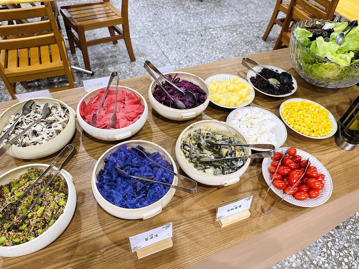 【蟬說:和社山林】教育中心四人房x手作體驗蟬說雅築x泡山林秘境溫泉深度走訪羅娜部落x體驗木杵敲擊梅子夢工廠x梅精酵素霜淇淋