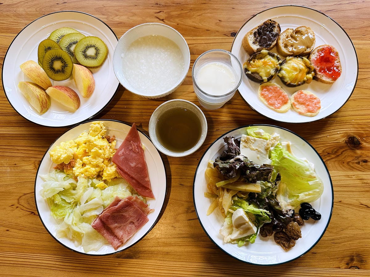 【蟬說:和社山林】教育中心四人房x手作體驗蟬說雅築x泡山林秘境溫泉深度走訪羅娜部落x體驗木杵敲擊梅子夢工廠x梅精酵素霜淇淋