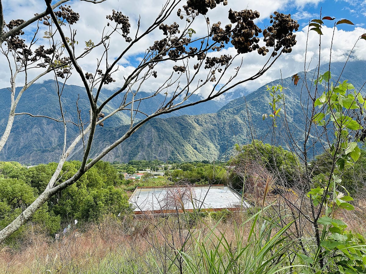 【蟬說:和社山林】教育中心四人房x手作體驗蟬說雅築x泡山林秘境溫泉深度走訪羅娜部落x體驗木杵敲擊梅子夢工廠x梅精酵素霜淇淋