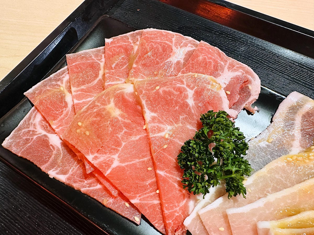 【義崎丼燒肉 愛買復興舖】台中南區美食!義崎丼個人燒肉最低只要260元起,附自助百匯吃到飽,台中無煙燒烤餐廳推薦!