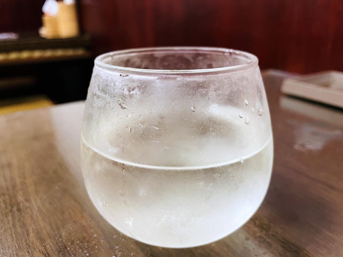 【鮨老大】台北中山區平價日式料理!捷運台北車站居酒屋推薦!399元酒類無限暢飲超划算烤物炸物串燒通通吃個過癮!