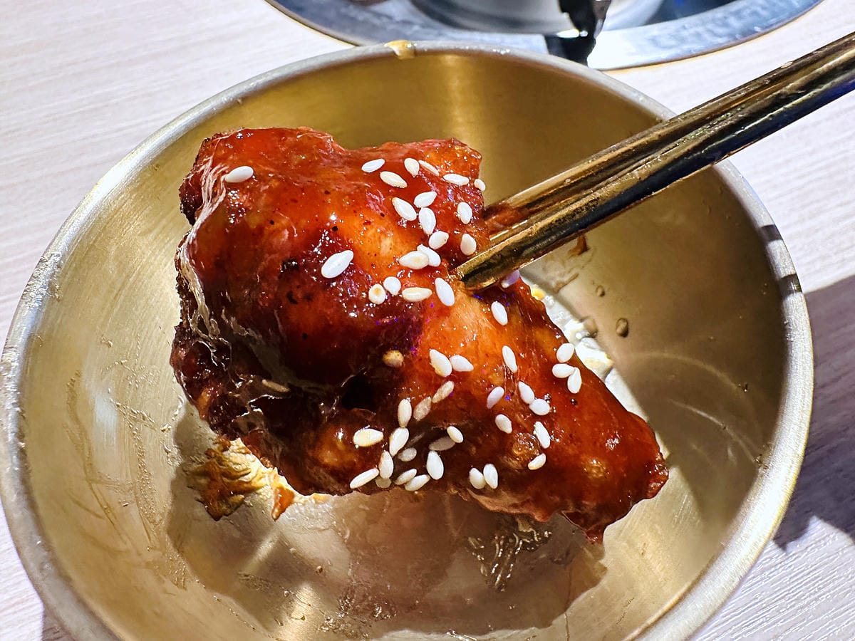 【龍蝦一隻雞】豪邁大啖海鮮痛風餐!超美味「韓式炸雞」「雪花蝦煎餅」新北中和必吃韓式料理!韓國燒酒評比推薦