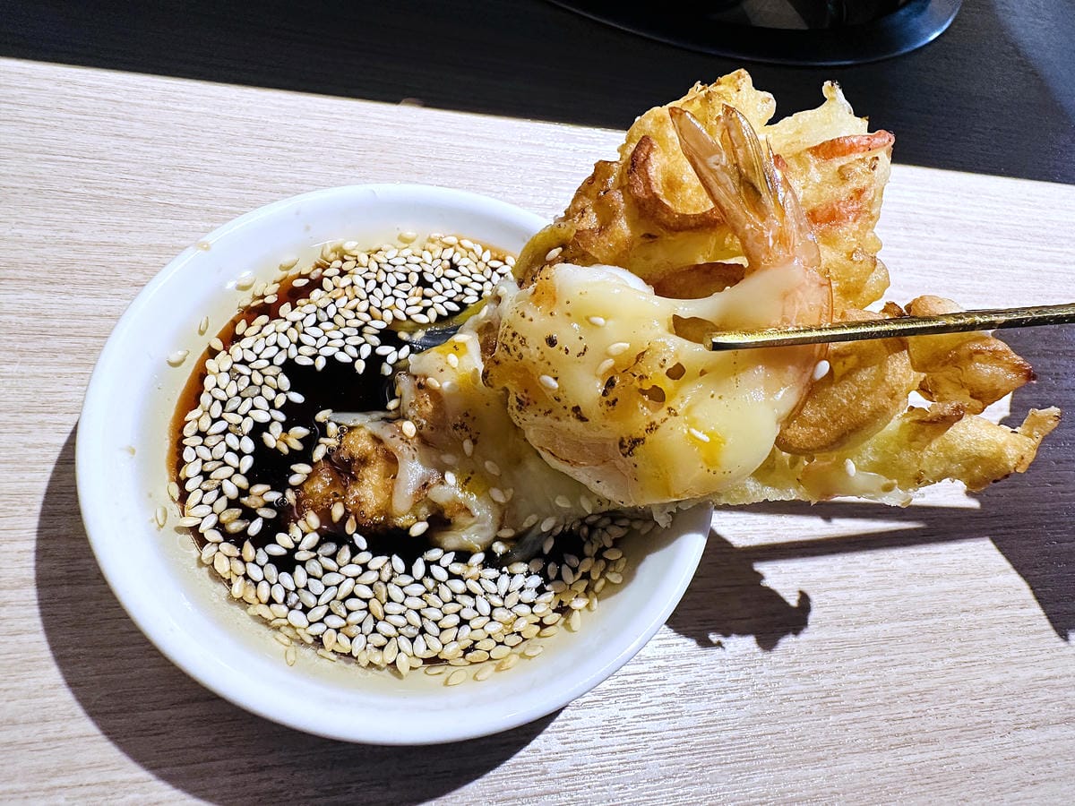 【龍蝦一隻雞】豪邁大啖海鮮痛風餐!超美味「韓式炸雞」「雪花蝦煎餅」新北中和必吃韓式料理!韓國燒酒評比推薦