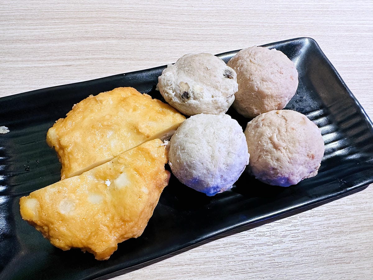 【龍蝦一隻雞】豪邁大啖海鮮痛風餐!超美味「韓式炸雞」「雪花蝦煎餅」新北中和必吃韓式料理!韓國燒酒評比推薦