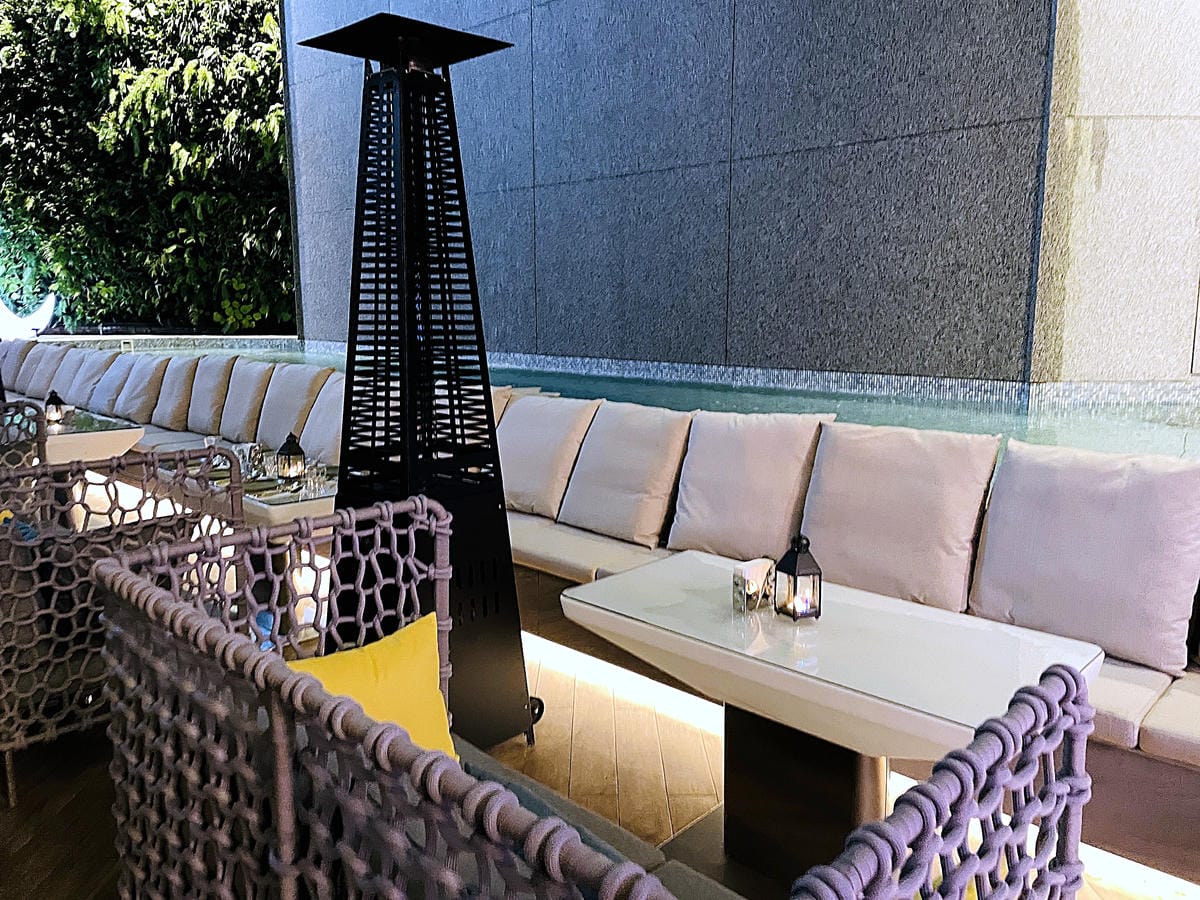 【Flare Taipei】台北信義區餐酒館推薦!主廚私房料理令人驚艷!台北101跨年看煙火最佳地點多人包場聚餐約會首選!