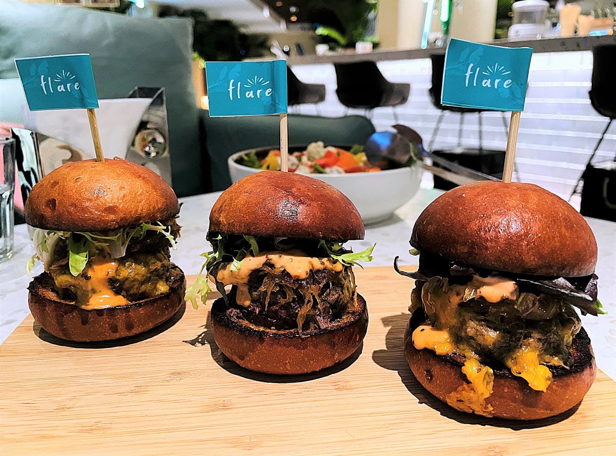 【Flare Taipei】台北信義區餐酒館推薦!主廚私房料理令人驚艷!台北101跨年看煙火最佳地點多人包場聚餐約會首選!