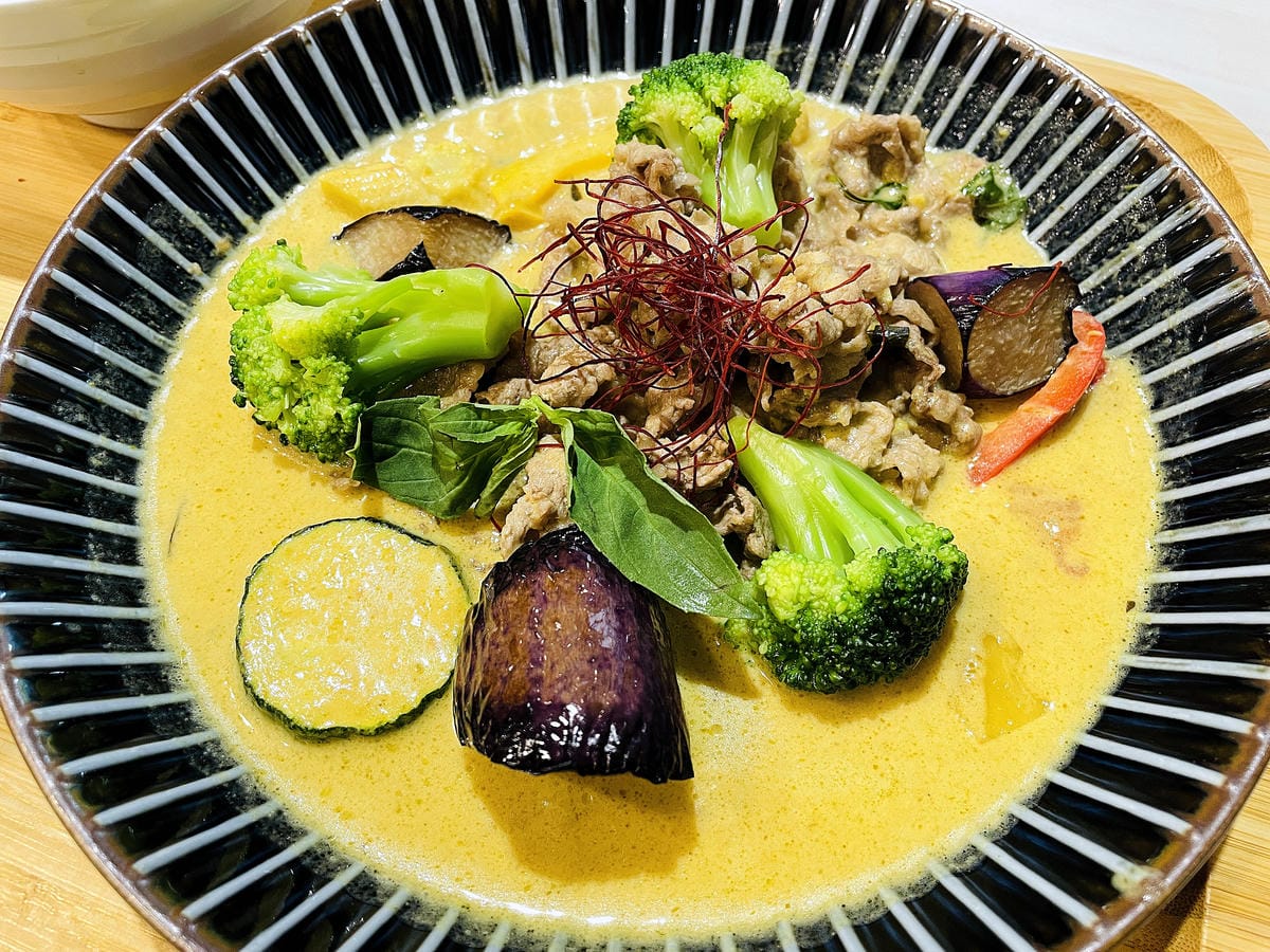 【私嚐の吃飯-北大店】超人氣咖喱手作飯北大特區餐廳推薦新北樹林寵物友善餐廳推薦!小咪咪吃高級寵物牛排餐