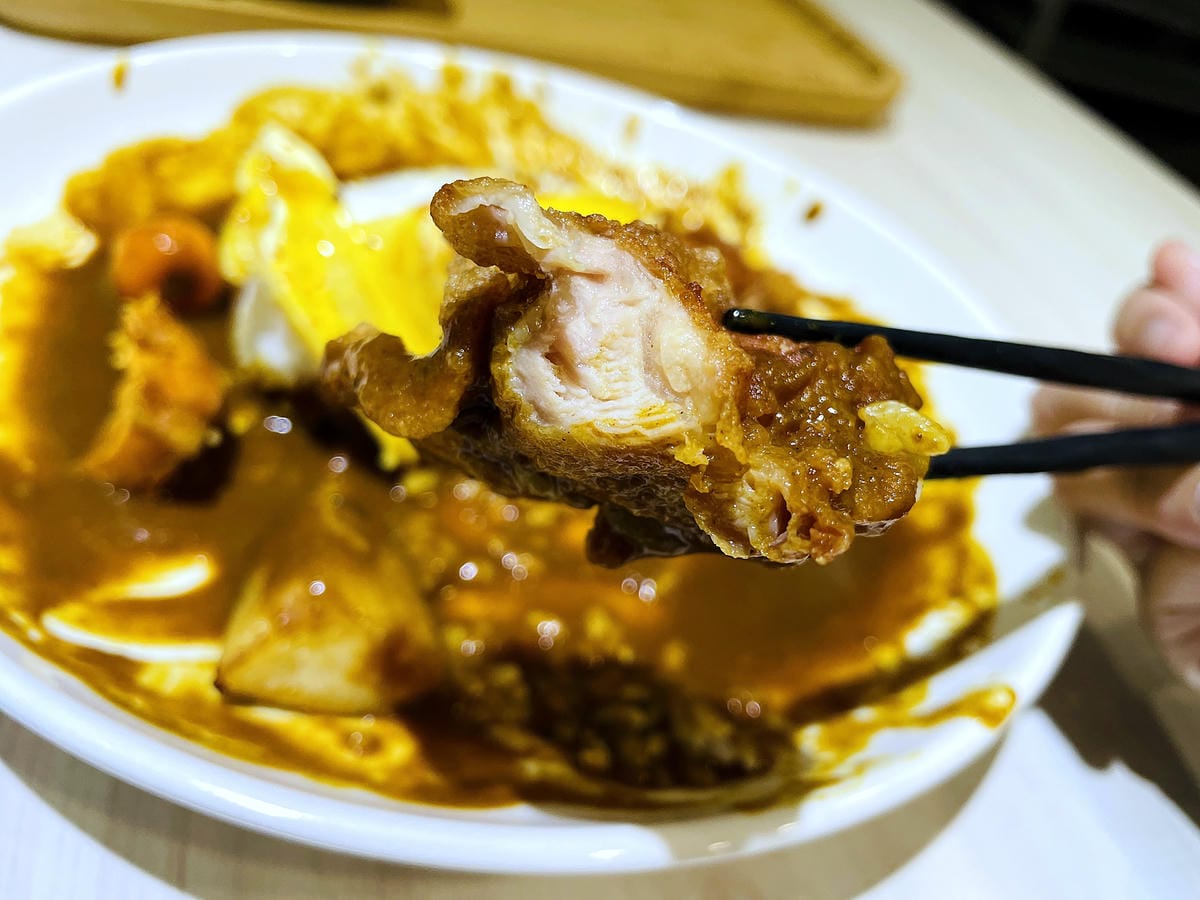 【私嚐の吃飯-北大店】超人氣咖喱手作飯北大特區餐廳推薦新北樹林寵物友善餐廳推薦!小咪咪吃高級寵物牛排餐