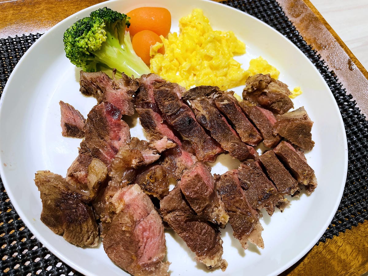 【私嚐の吃飯-北大店】超人氣咖喱手作飯北大特區餐廳推薦新北樹林寵物友善餐廳推薦!小咪咪吃高級寵物牛排餐