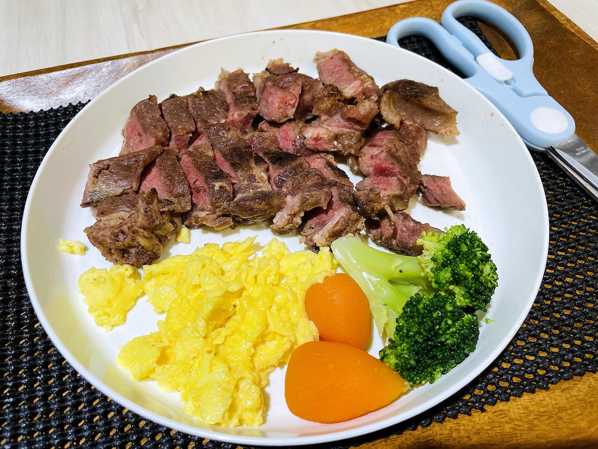 【私嚐の吃飯-北大店】超人氣咖喱手作飯北大特區餐廳推薦新北樹林寵物友善餐廳推薦!小咪咪吃高級寵物牛排餐