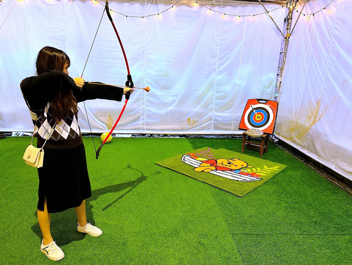 【趣兒Chill:藍鵲菲菲】台北陽明山豪華懶人露營免搭帳台北高級露營一泊三食「山林帳 森林共享衛浴」露營開箱!