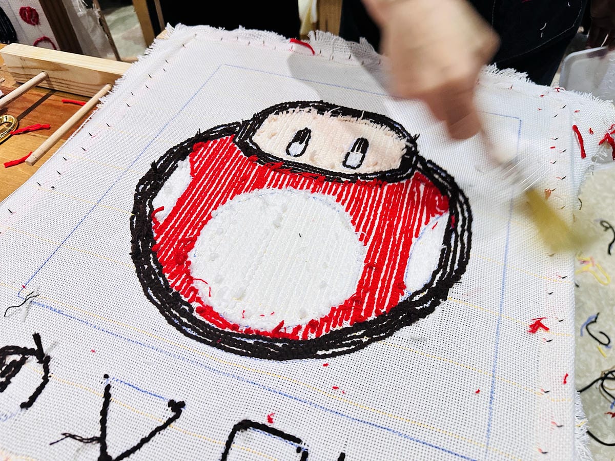 【DoesArt都是藝術】桃園手作地毯Tufting初體驗!用地毯槍製作簇絨織品藝術,桃園一日完美約會行程推薦!