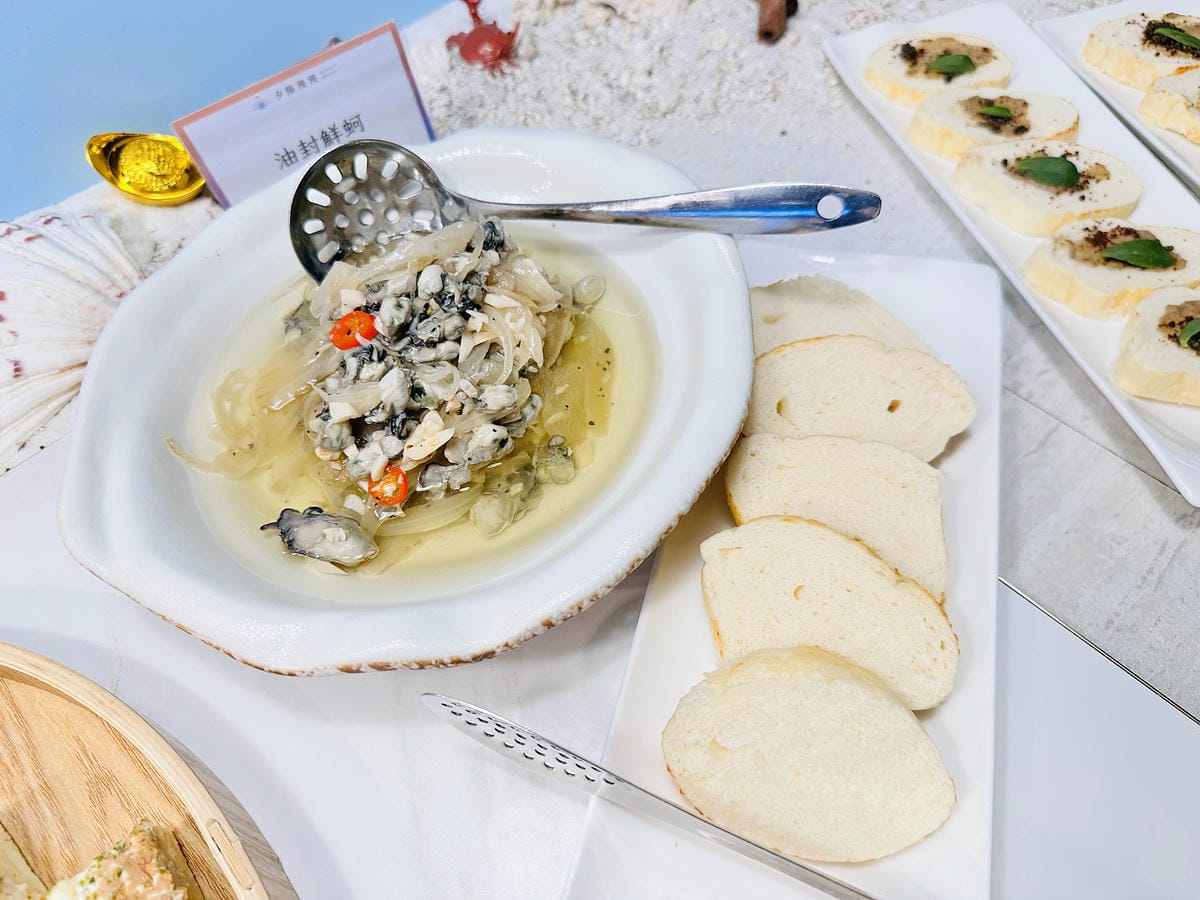 【蟬說:夕陽漫漫】台中清水高美濕地豪華露營!一泊二食免搭帳懶