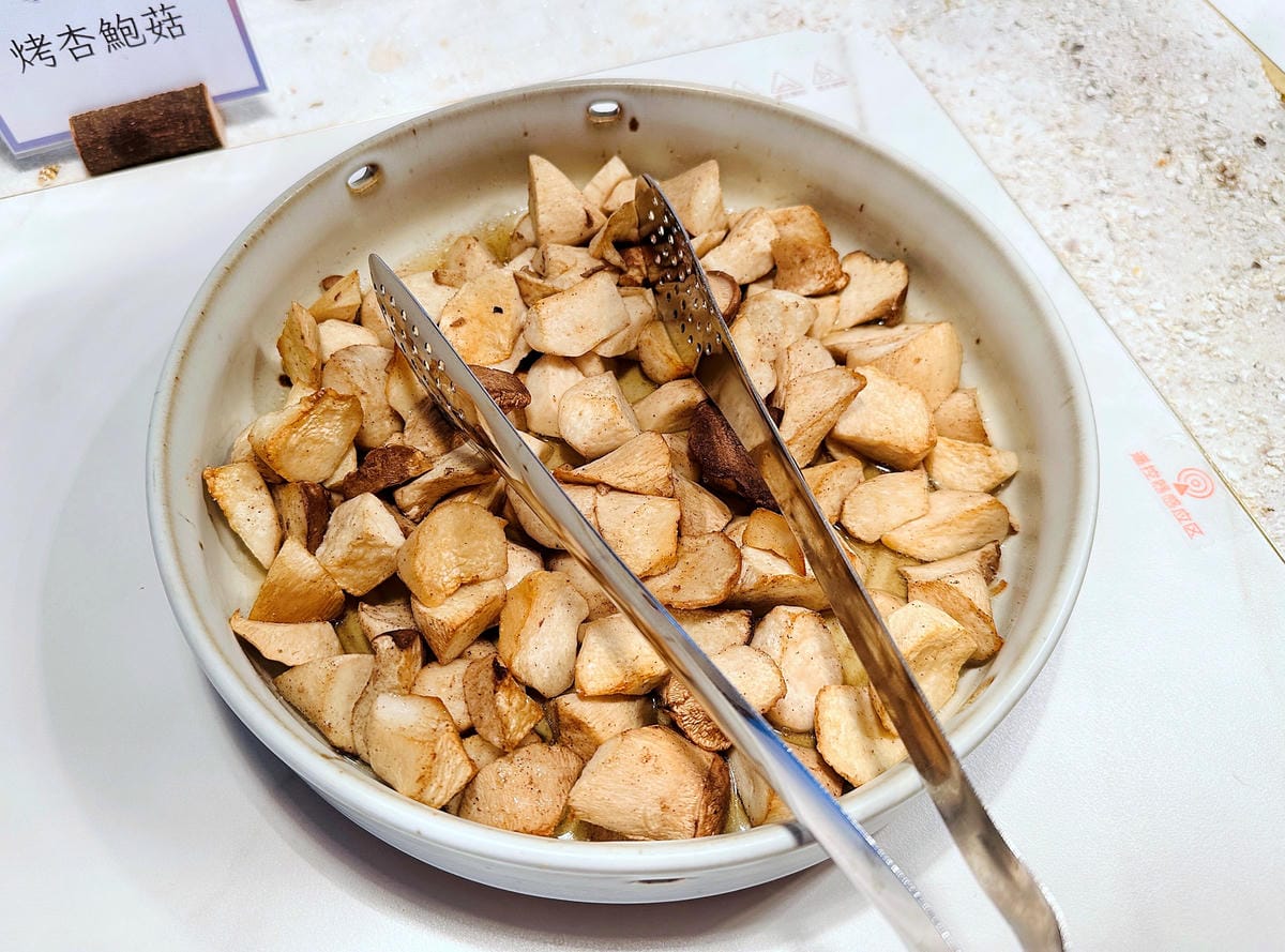 【蟬說:夕陽漫漫】台中清水高美濕地豪華露營!一泊二食免搭帳懶