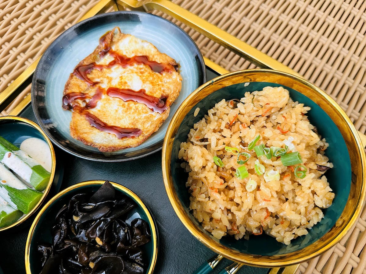 【La Moon玉膳坊朗月庭園餐廳】內湖美食餐廳包場派對都適合!內湖下午茶招牌麻糬鬆餅必吃!寵物友善餐廳與毛孩戶外草坪偽野餐