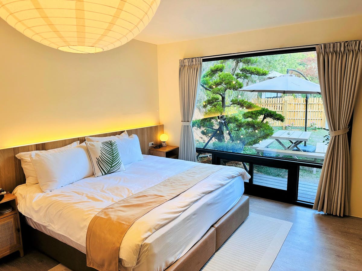 【葉子祕境】南投埔里絕美森林系住宿!超奢華星空villa房型開箱,一泊三食浪漫豪華偽露營!走進大自然裡「森呼吸」