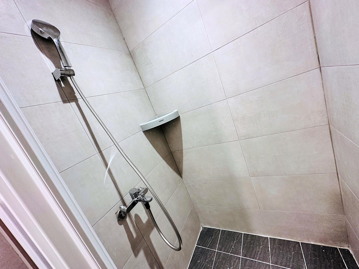 【葉子祕境】南投埔里絕美森林系住宿!超奢華星空villa房型開箱,一泊三食浪漫豪華偽露營!走進大自然裡「森呼吸」