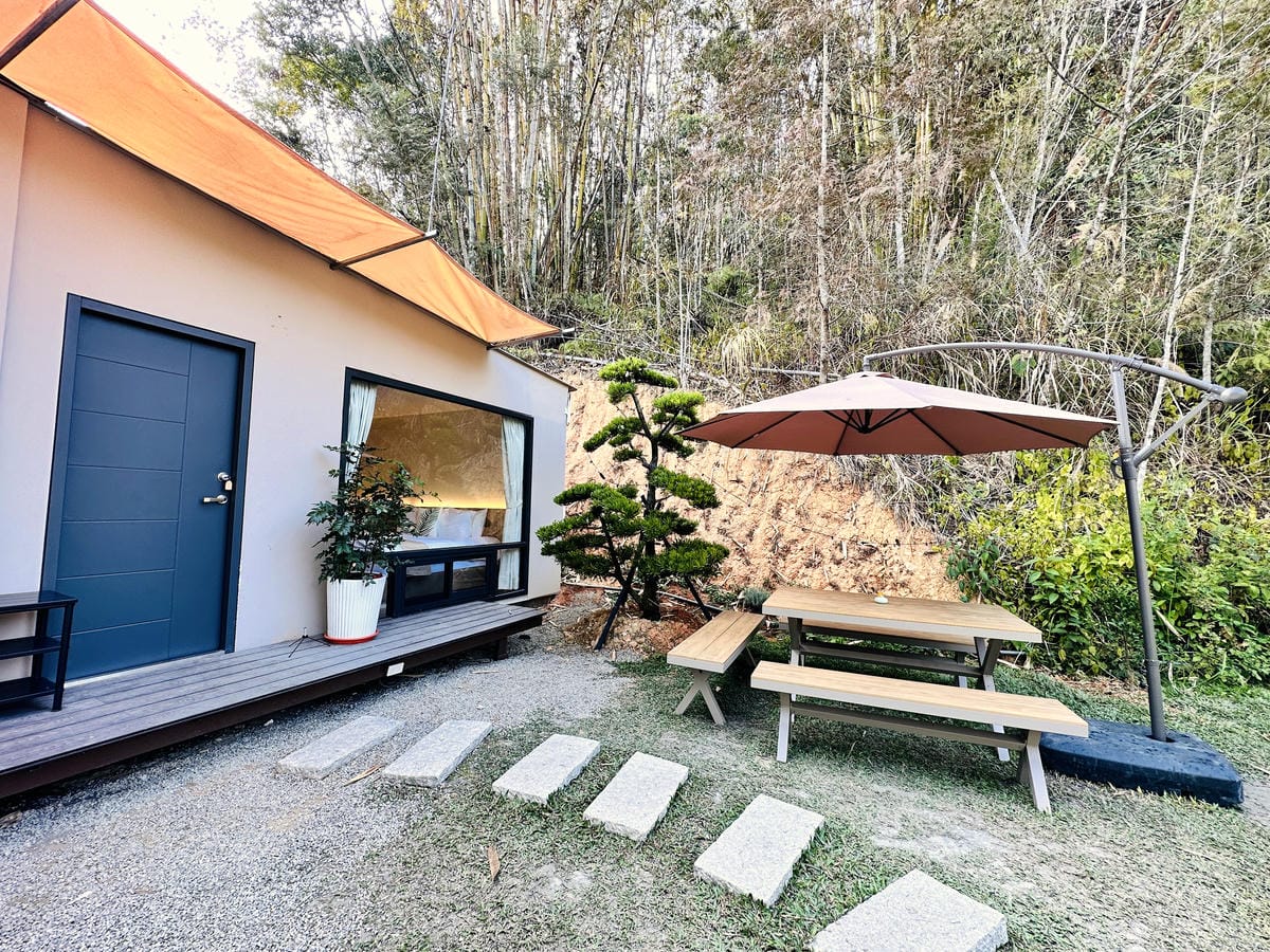 【葉子祕境】南投埔里絕美森林系住宿!超奢華星空villa房型開箱,一泊三食浪漫豪華偽露營!走進大自然裡「森呼吸」