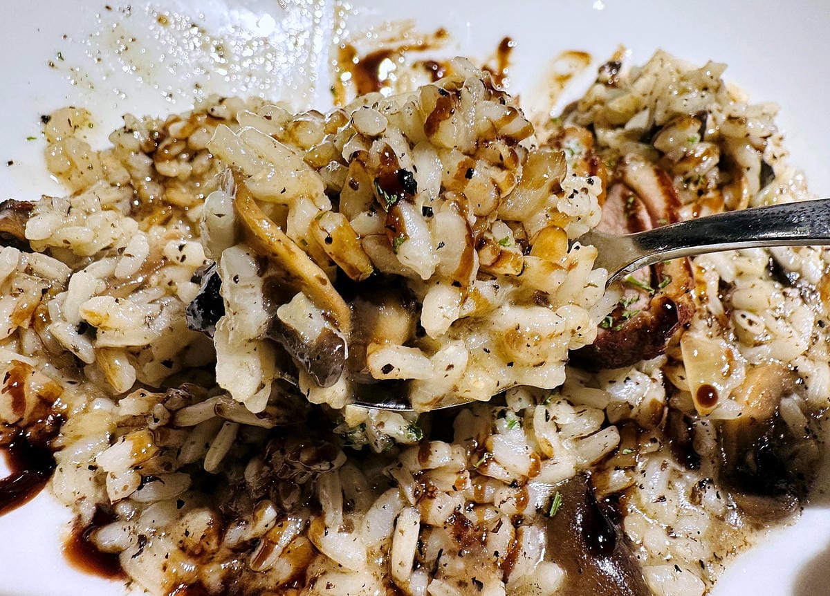 【默爾pasta pizza 台北誠品南西店】MORE默爾義大利餐廳,超人氣必吃『窯烤披薩』魅力無法擋!姊妹聚餐最佳選擇台北義式料理推薦!