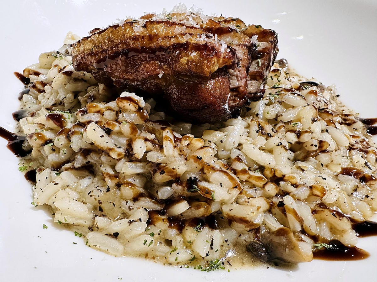 【默爾pasta pizza 台北誠品南西店】MORE默爾義大利餐廳,超人氣必吃『窯烤披薩』魅力無法擋!姊妹聚餐最佳選擇台北義式料理推薦!