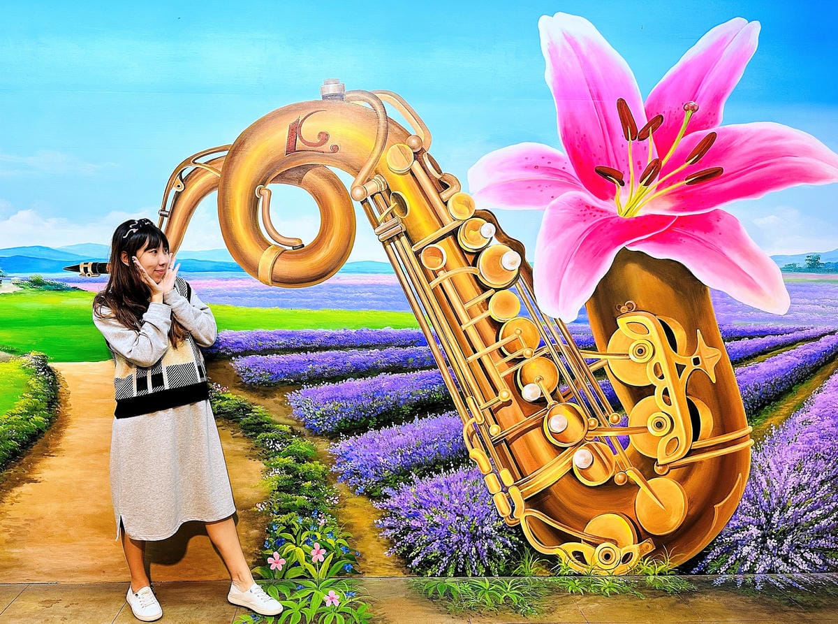 【張連昌薩克斯風博物館】台中后里景點推薦,全台灣第一家薩克斯風觀光工廠!薩克斯風吹奏初體驗!DIY袖珍版復古留聲機音樂盒